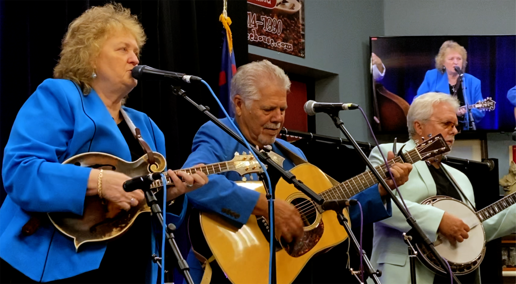 Loraine Jordan performs at Lorraine’s Coffee House—(left to right) Lorraine Jordan, Randy Graham, and Ben Greene // photo by laura ridge