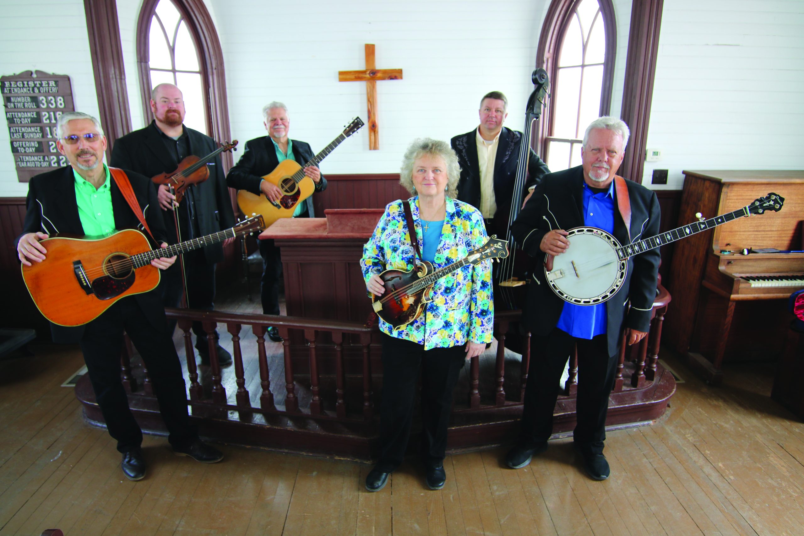 Lorraine Jordan and Carolina Road—(left to right) Allen Dyer, Matt Hooper, Randy Graham, Lorraine Jordan, Kevin Lamm, and Ben Greene.