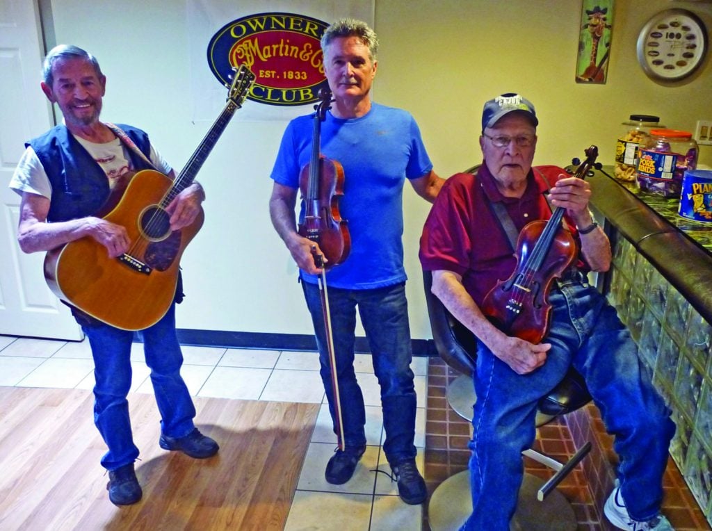 Pee Wee, Ken, and Mousie (2019)