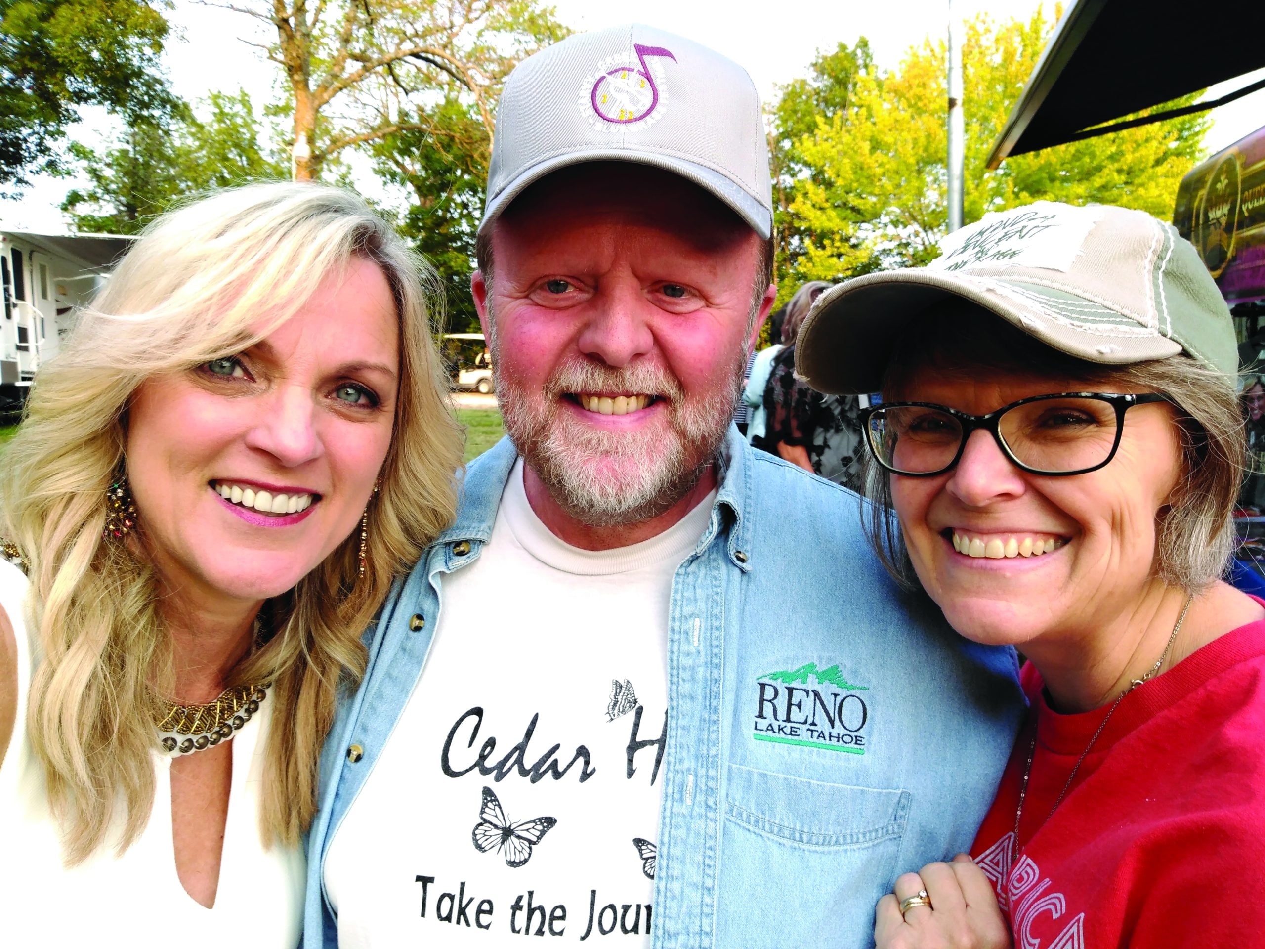 Rhonda Vincent, Joey Wieneman, and Janice Wieneman at the Starvy Creek Bluegrass Festival 2020