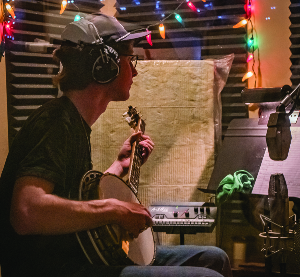 Lincoln Hensley playing Sonny Osborne’s banjo. Photo by Jeff Daughtery