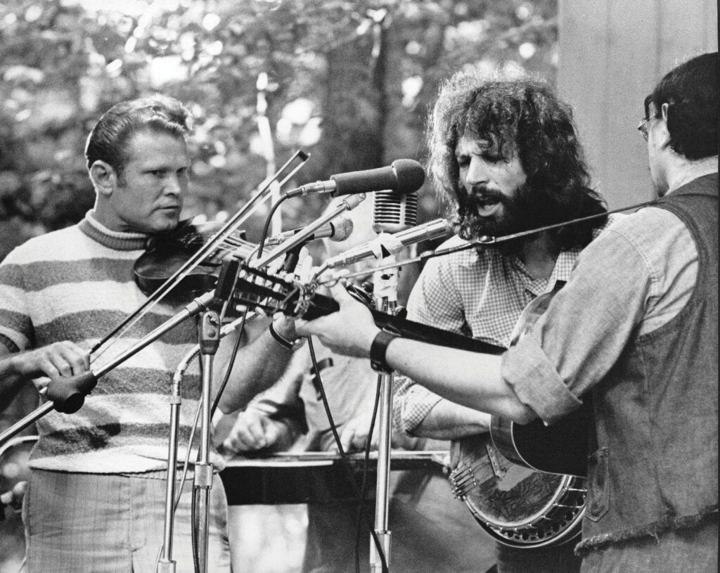 Vassar Clements, Tut Taylor, John Hartford and Norman Blake at Bean Blossom 1971.Photo by Ron Petronko Courtesy Of Bluegrass Music Hall Of Fame & Museum