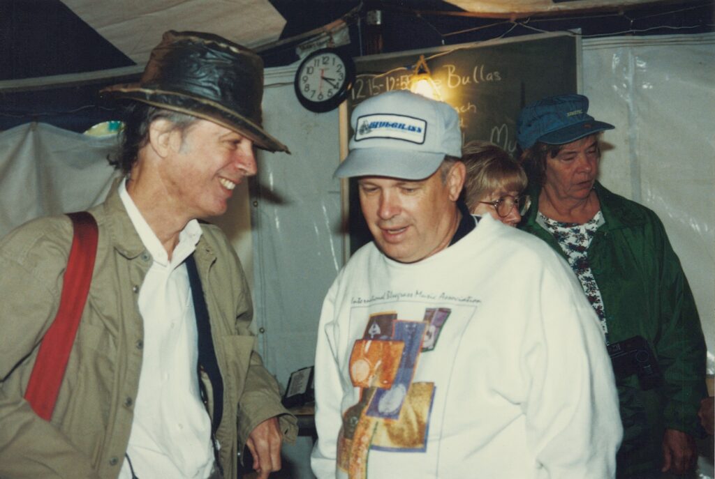  John Hartford and Bluegrass Unlimited founder Pete Kuykendall at the IBMA World of Bluegrass event in Owensboro, Kentucky.  // Photo by David Schenk