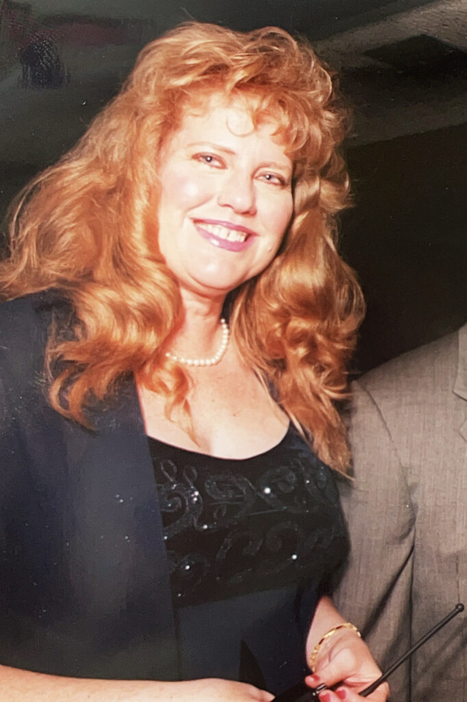 Nancy Cardwell, shown here at the IBMA’s World of Bluegrass Convention in 2000, has held various positions within IBMA since 1994.