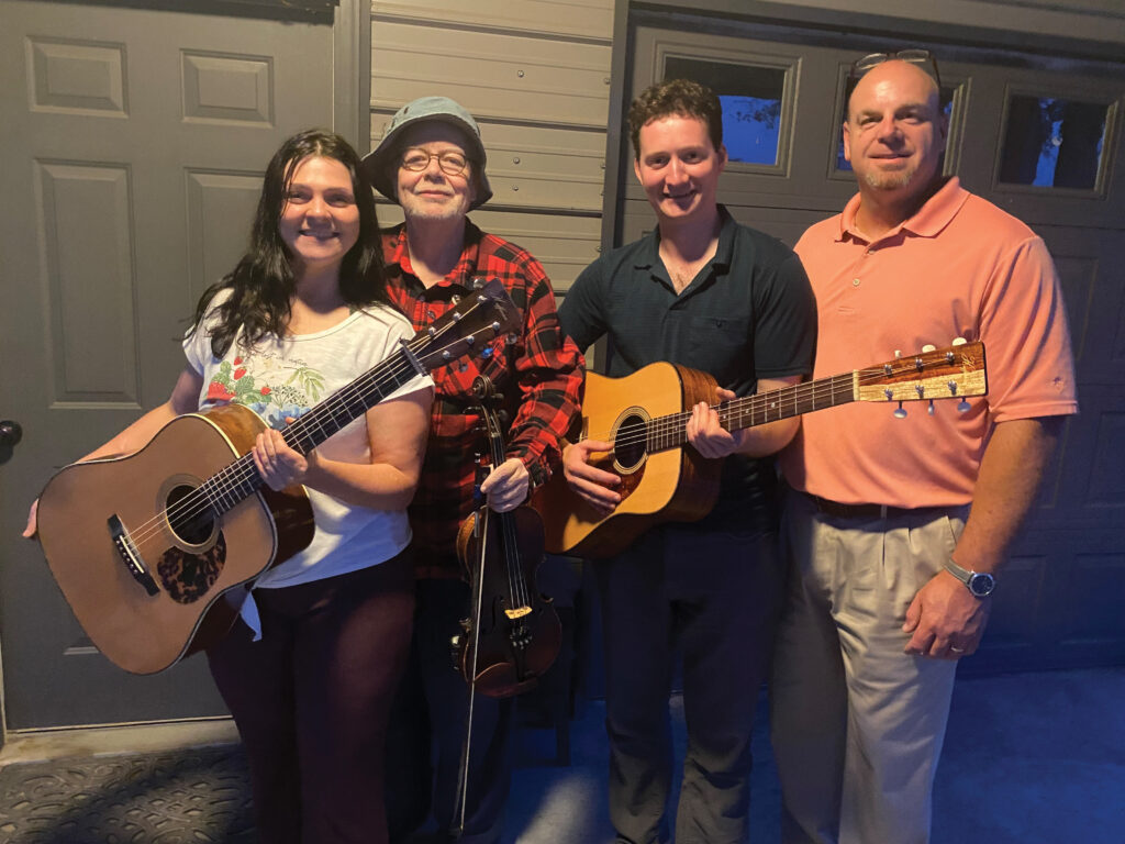 Right to left: Venessa Smith, Jan Johansson, Chris Cousins from the United Kingdom and Jeff Huffman.  //  Photo by Barbara Huffman